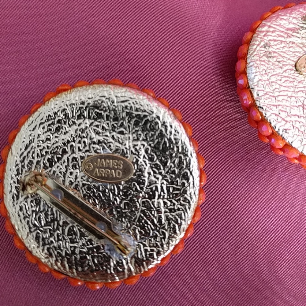VTG James Arpad collector's brooches - Picture 4 of 7